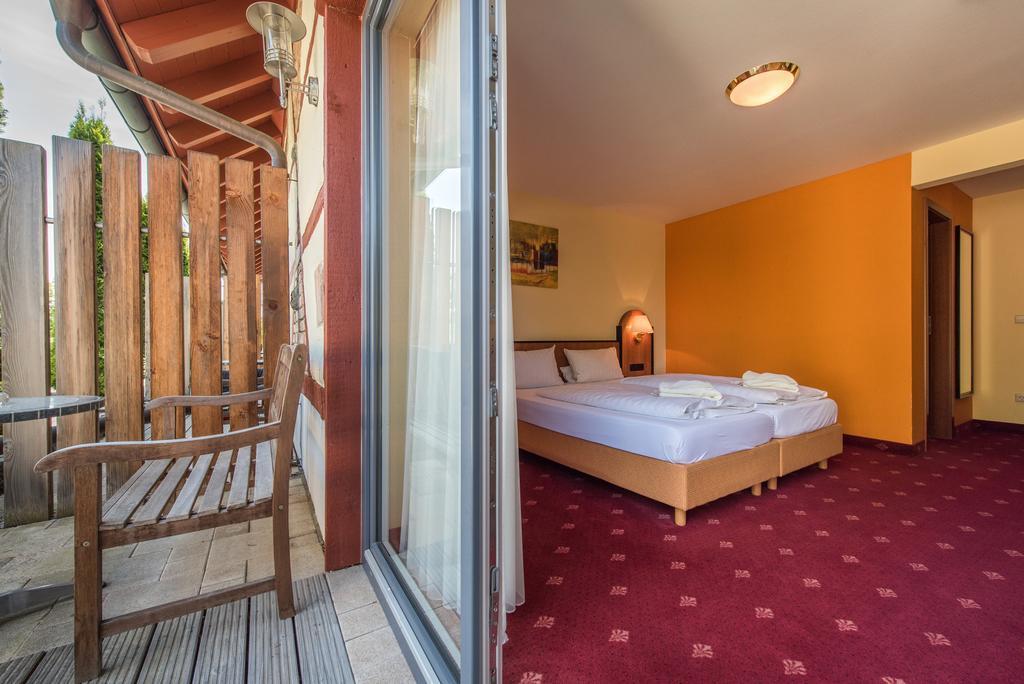 Hoßkirch Landhotel Und Gasthof Hirsch Huettenreute מראה חיצוני תמונה