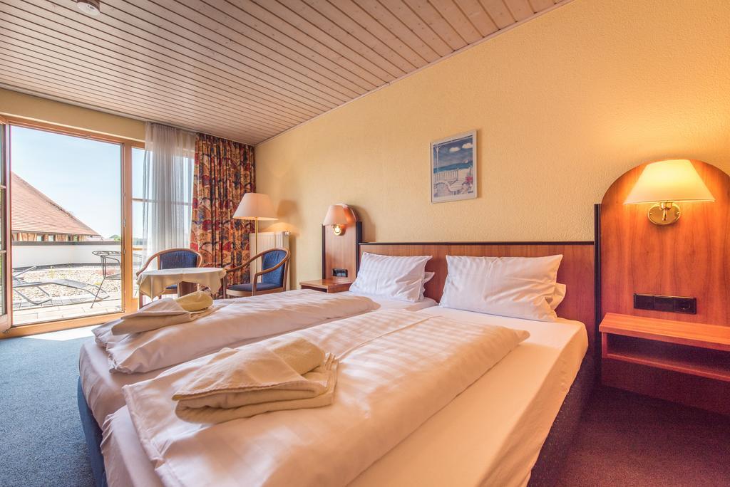 Hoßkirch Landhotel Und Gasthof Hirsch Huettenreute מראה חיצוני תמונה