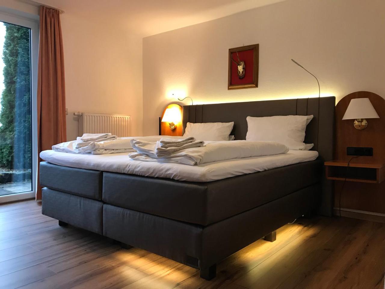Hoßkirch Landhotel Und Gasthof Hirsch Huettenreute מראה חיצוני תמונה
